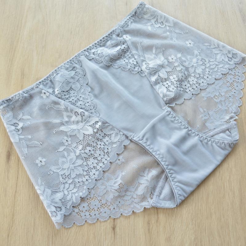 Seamless lace Transparent High Waist Panties Breathable Intimates Knickers Elasticity plus size intimatewear underwear women, Blue
Seamless lace Transparent High Waist Panties Breathable Intimates Knickers Elasticity plus size intimatewear underwear women, Blue