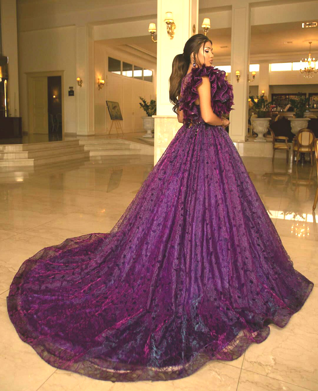 Purple Sequins A Line Prom Dresses One Shoulder Ruffles Evening Gowns Sparkly Lace Appliques Sweep Train Fashion Party Dress