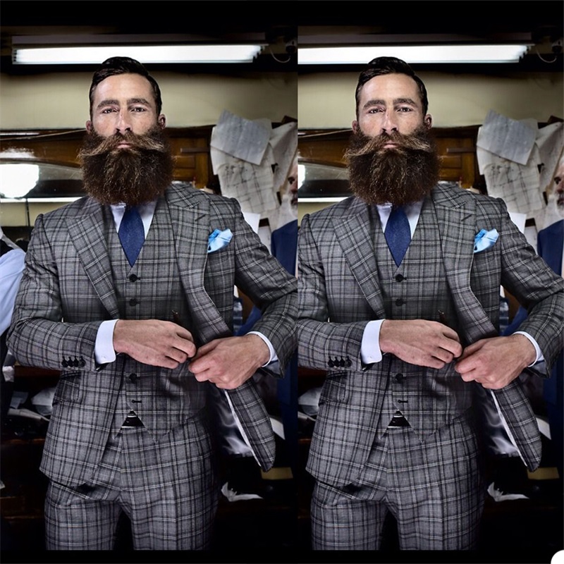 Newest British Style 3-piece Grey Plaid Wedding Tuxedos Mens Suits Custom Made Peaked Lapel Slim Fit Business Prom Party Blazer Suit
