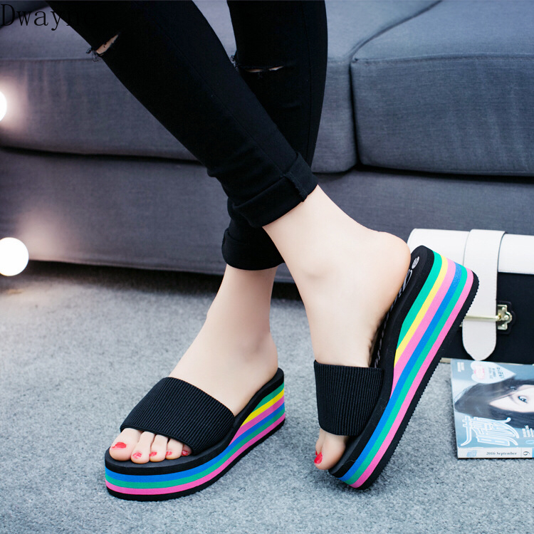 Wedge slippers female summer color rainbow stripes wear non-slip thick bottom slippers women, Army green
Wedge slippers female summer color rainbow stripes wear non-slip thick bottom slippers women, Army green