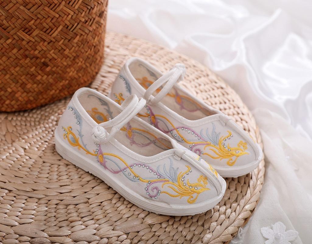 Children's Shoes Women's New Costume Shoes National Style Children's Hanfu Breathable Embroidered Cloth Lace Drill, Pink
Children's Shoes Women's New Costume Shoes National Style Children's Hanfu Breathable Embroidered Cloth Lace Drill, Pink