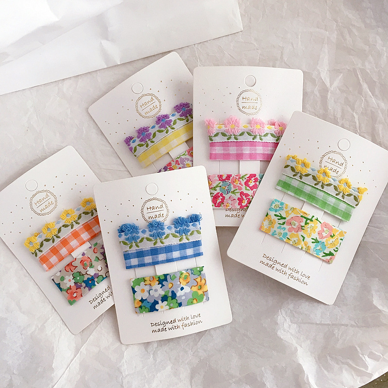 2020 New Girl Hair Pin Simple Cute Ethnic Style Lattice Stripe Square BB Fabric Hair Clips for Children Fashion Accessories
2020 New Girl Hair Pin Simple Cute Ethnic Style Lattice Stripe Square BB Fabric Hair Clips for Children Fashion Accessories
