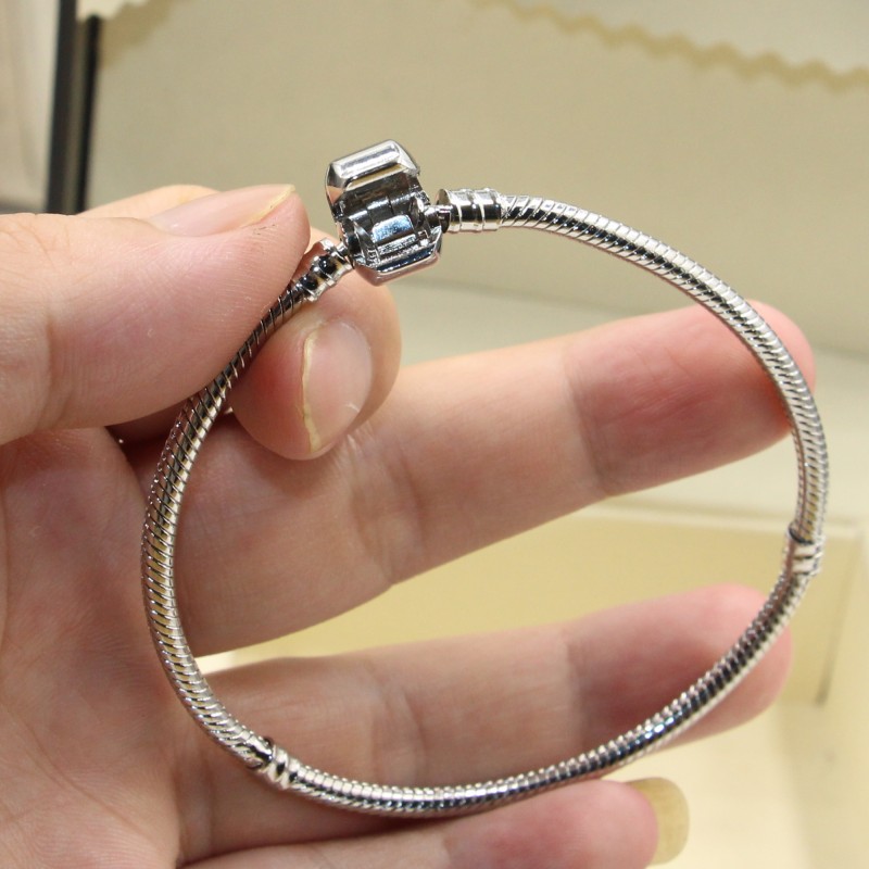 Hot Sale Handmade Never Fade Classic Jewelry 100% Pure 925 Sterling Silver Smooth Bangle Party Pandor Promise Women Wedding Bracelet Gift