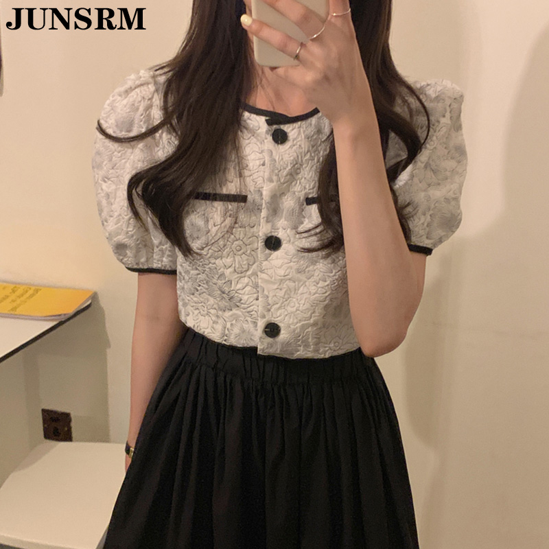 Vintage Jacquard Blouse Shirt Women 2020 New Summer Single-Breasted Korean Ins Blouses Female Elegant Puff Sleeve shirts tops, Photo color
Vintage Jacquard Blouse Shirt Women 2020 New Summer Single-Breasted Korean Ins Blouses Female Elegant Puff Sleeve shirts tops, Photo color