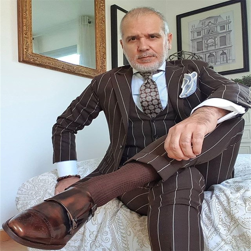 3-piece Fit Slim Casual Brown Pinstripe Wedding Suits Custom Made Suits Tuxedos Party Formal Business Peaked Lapel Blazer Suits