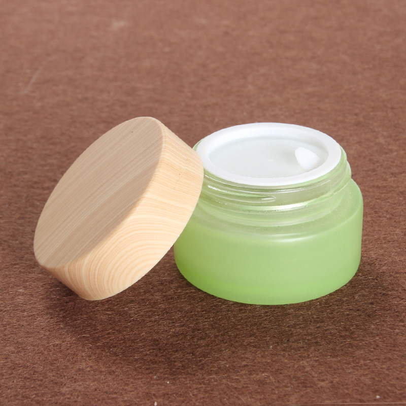 30ml/20ml Refillable Small Container Wooden Lid Cosmetic Empty Jar Glass Cream Jars Facial Cream Jar Make Up Tools
30ml/20ml Refillable Small Container Wooden Lid Cosmetic Empty Jar Glass Cream Jars Facial Cream Jar Make Up Tools