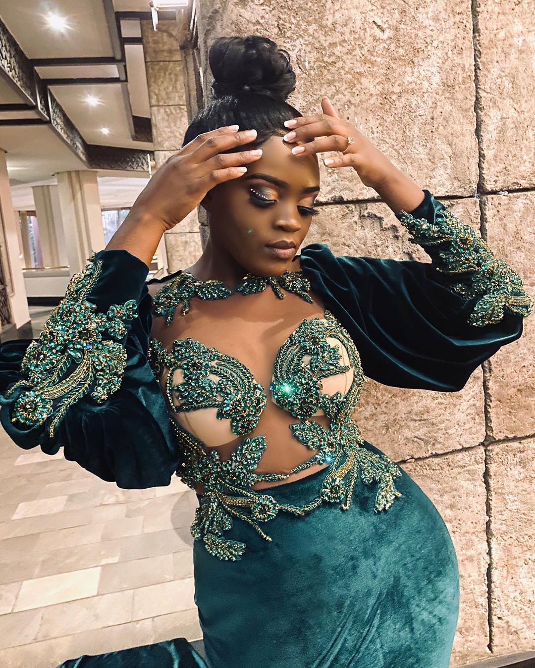 2020 Arabic Aso Ebi Dark Green Luxurious Evening Dresses Lace Beaded Crystals Prom Dresses Mermaid Formal Party Second Reception Gowns ZJ442