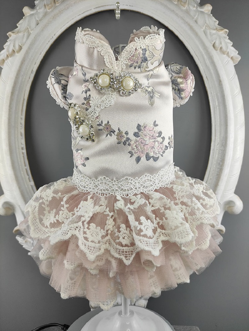 Free shipping dog clothes dog dresses Cheongsam style Satin fabric embroider Impatiens stand collar lace skirt party pet outfit, Beige
Free shipping dog clothes dog dresses Cheongsam style Satin fabric embroider Impatiens stand collar lace skirt party pet outfit, Beige