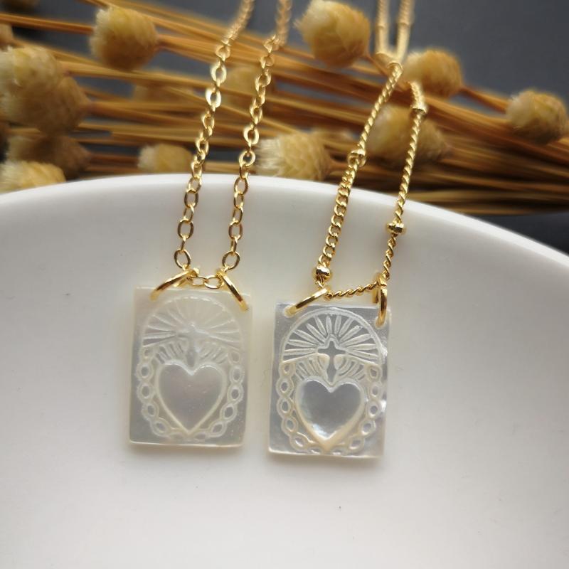 10pcs/lot 12x16mm Natural Sacred Heart Mother of Pearl Shell Necklace for Gift Heart MOP Pearl Shell Necklace for Women
10pcs/lot 12x16mm Natural Sacred Heart Mother of Pearl Shell Necklace for Gift Heart MOP Pearl Shell Necklace for Women