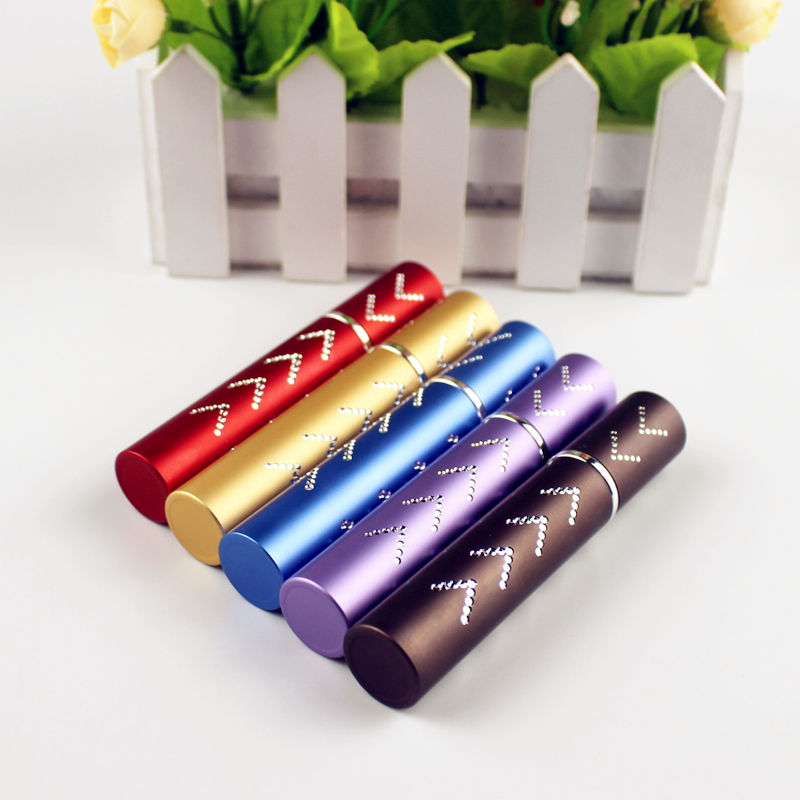 1PC Top Quality 8ml Metal Perfume Refillable Spray Bottles Empty Aluminum Travel Parfume Atomizer Empty Cosmetic Bottle
1PC Top Quality 8ml Metal Perfume Refillable Spray Bottles Empty Aluminum Travel Parfume Atomizer Empty Cosmetic Bottle