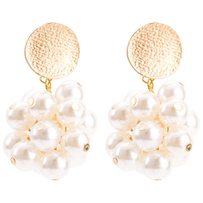 Exaggerated colorful flower imitation pearl earrings women's high-end fashion simple ear accessories hot sale
Exaggerated colorful flower imitation pearl earrings women's high-end fashion simple ear accessories hot sale