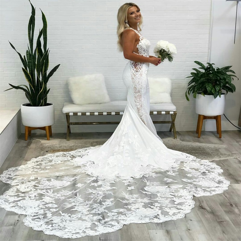 Sexy Mermaid Wedding Dresses Halter Sleeveless Appliqued Lace Elegant Boho Bridal Dress Backless Sweep Train Beach Vestidos De Novia