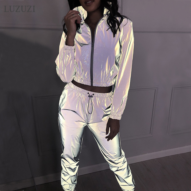 LUZUZI Women CasualTracksuit 2 Piece Set Hip Hop Reflective Crop Top Pants Fashion Female Loose Zipper Jacket Coat Matching Sets
LUZUZI Women CasualTracksuit 2 Piece Set Hip Hop Reflective Crop Top Pants Fashion Female Loose Zipper Jacket Coat Matching Sets