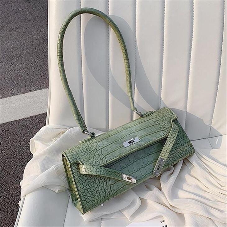 Factory wholesale women handbag embossed leather shoulder bag street trend crocodile pattern womens armpit bags fashion leathers messenger handbags
Factory wholesale women handbag embossed leather shoulder bag street trend crocodile pattern womens armpit bags fashion leathers messenger handbags