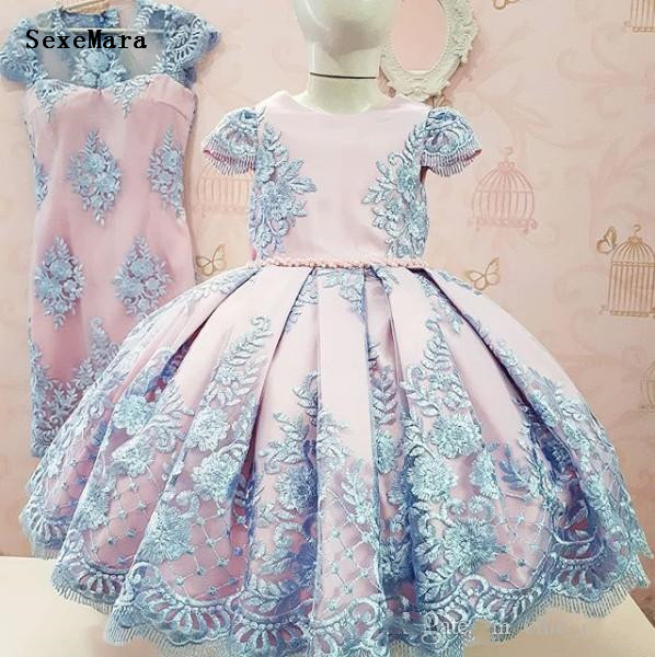 Cute Flower Girls Dresses For Wedding Tulle Lace Long Girl Dress Birthday Party Christmas Dress Children Costume For Kids, Same as picture
Cute Flower Girls Dresses For Wedding Tulle Lace Long Girl Dress Birthday Party Christmas Dress Children Costume For Kids, Same as picture