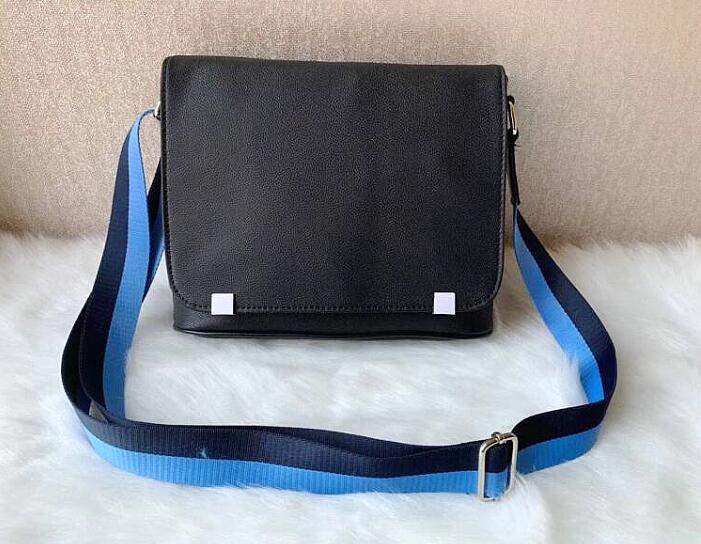 Famous District pm bag famous Crossbody handbag Men Canvas shoulder strap messenger bags cross body bag school bookbag shoulder bags VL43071, Blue
Famous District pm bag famous Crossbody handbag Men Canvas shoulder strap messenger bags cross body bag school bookbag shoulder bags VL43071, Blue