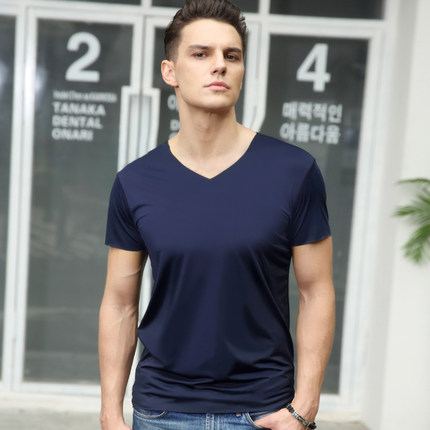 Hot Men's t-shirt thin section short-sleeved summer ice silk without trace Slim stretch V-neck solid color bottoming t-shirt slim, Navy blue
Hot Men's t-shirt thin section short-sleeved summer ice silk without trace Slim stretch V-neck solid color bottoming t-shirt slim, Navy blue
