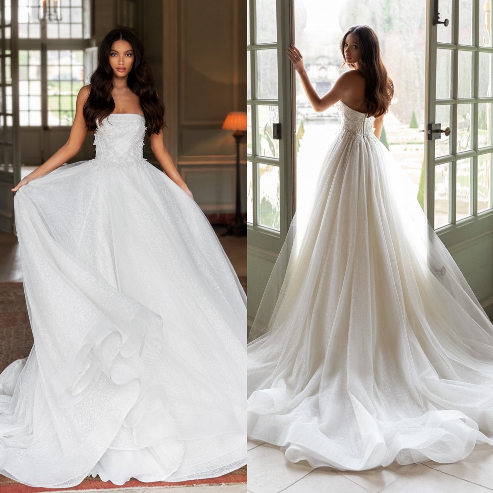 A Amazing E Beading Wedding Dresses Strapless Neck D Appliqued Sequined Bridal Gowns Sweep Train Tulle Robe De Mari E