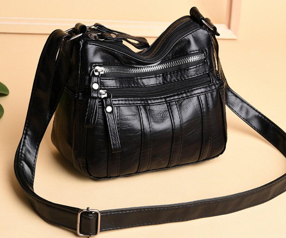Women Shoulder Bags For Ladies Crossbody Bags Simple Fashion Female Handbag Soft Small Leather Bag 2020, Black
Women Shoulder Bags For Ladies Crossbody Bags Simple Fashion Female Handbag Soft Small Leather Bag 2020, Black