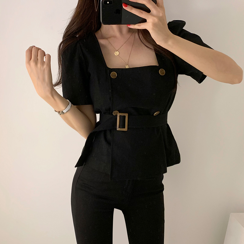 Chic Minimalist Vintage off-Shoulder Double-Breasted Slim Waist Hugging Short-Sleeved Shirt with Waistband Female, Black
Chic Minimalist Vintage off-Shoulder Double-Breasted Slim Waist Hugging Short-Sleeved Shirt with Waistband Female, Black