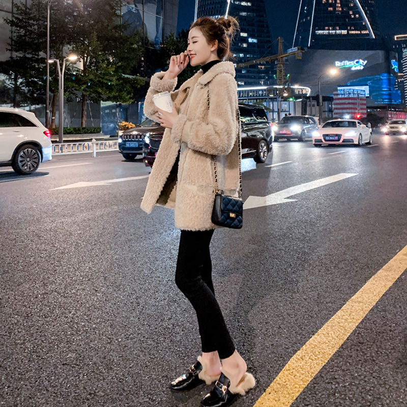 2020 Casual Women Autumn Winter Coat Zipper Wide-waisted Solid Long Fake Fur Plush Teddy Coat Female Thick Faux Fur Jackets T75, Beige
2020 Casual Women Autumn Winter Coat Zipper Wide-waisted Solid Long Fake Fur Plush Teddy Coat Female Thick Faux Fur Jackets T75, Beige