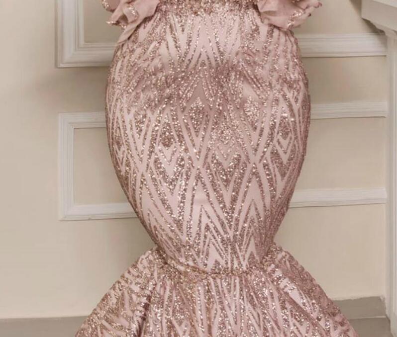 2020 Arabic Aso Ebi Gold Sparkly Mermaid Evening Dresses Sheer Neck Beaded Prom Dresses Sequined Formal Party Second Reception Gowns ZJ043