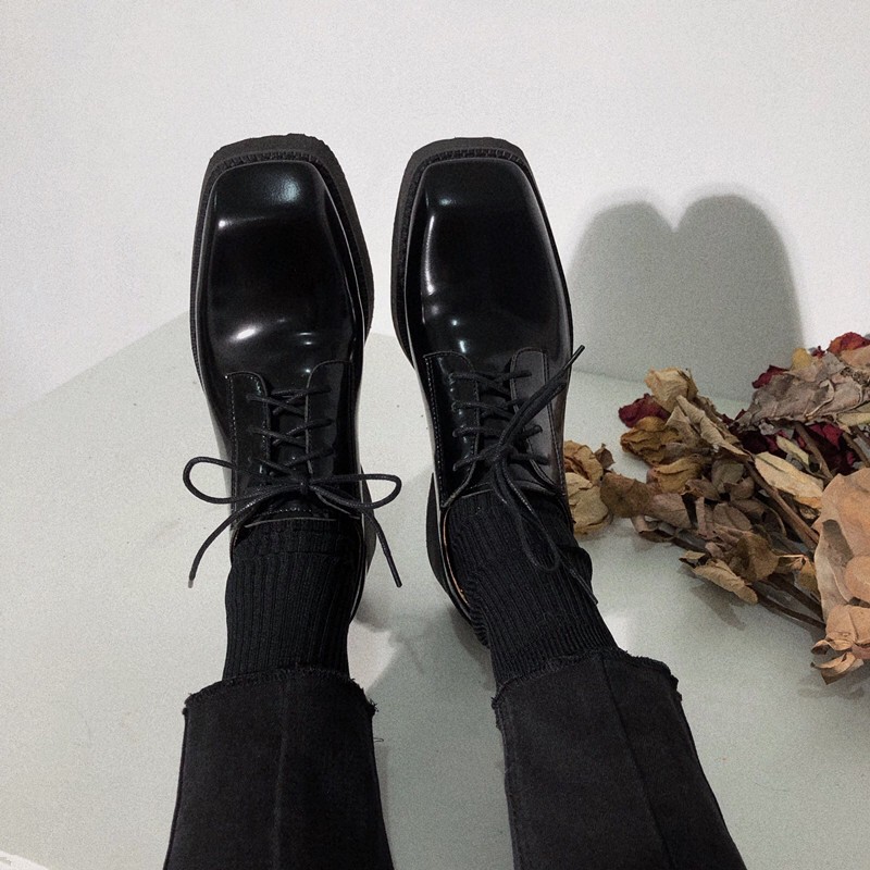 New 2020 High Quality Black Patent Loafers Women Lace Up Pumps Women Genuine Leather Shoes
New 2020 High Quality Black Patent Loafers Women Lace Up Pumps Women Genuine Leather Shoes