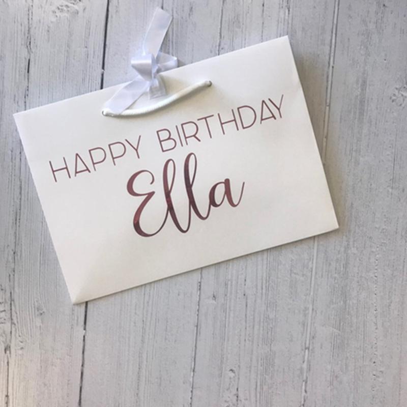 Personalised Happy Birthday gift bag Small and Medium Gift Bag cutom bridal or Groom monther and farther birthday
Personalised Happy Birthday gift bag Small and Medium Gift Bag cutom bridal or Groom monther and farther birthday