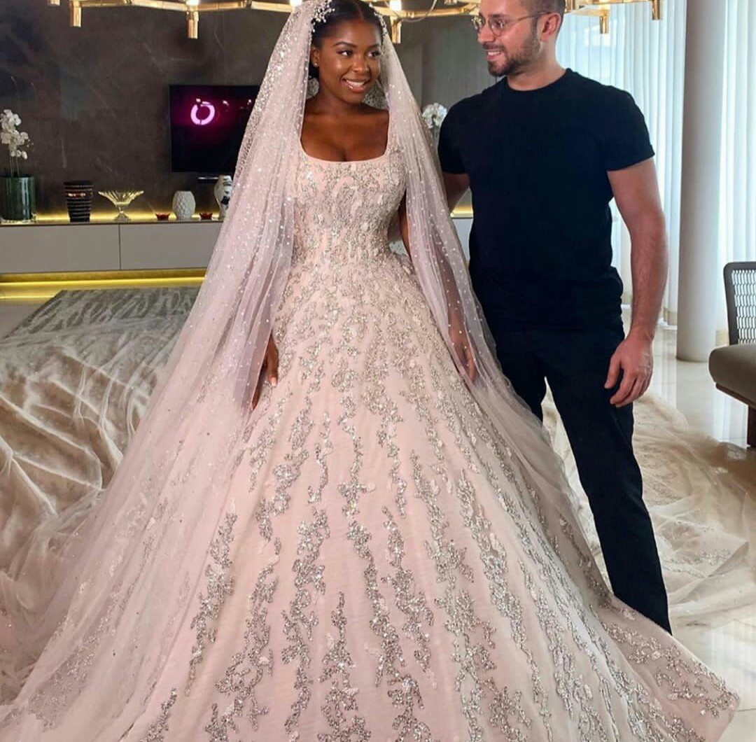 Plus Size Wedding Dresses 2020 New Scoop Neck Lace Beaded African vestidos de novia Luxury Bridal Gowns with Long Train