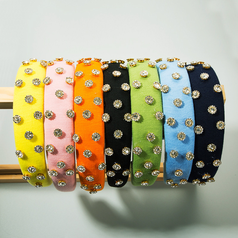 Thin sponge hair band women's quarter diamond-studded elegant colorful runway show fabric hair accessories
Thin sponge hair band women's quarter diamond-studded elegant colorful runway show fabric hair accessories