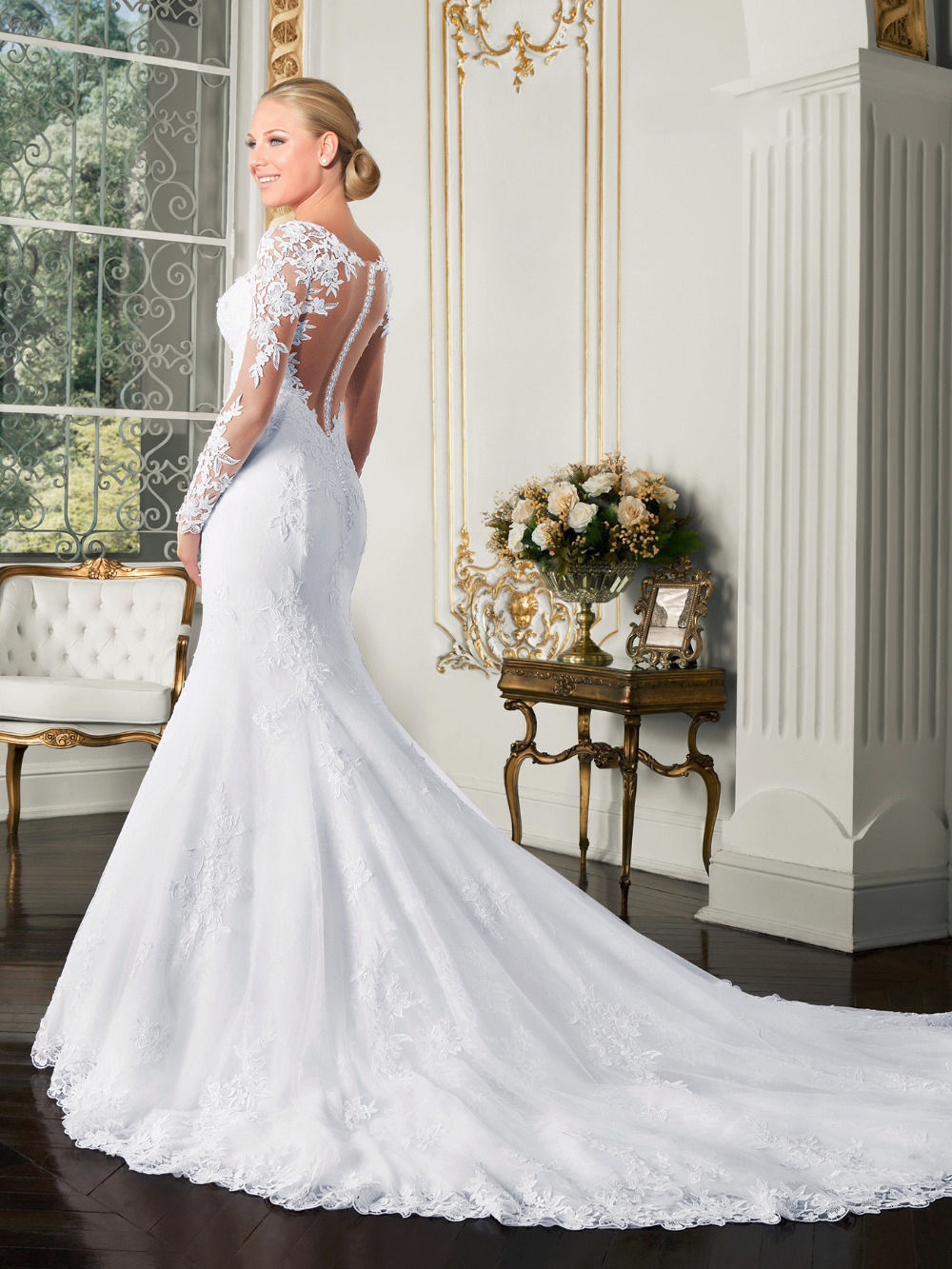 Sheer O-neck Long Sleeve Mermaid Wedding Dress 2020 See Through Illusion Back White Bridal Gowns with Lace Appliques