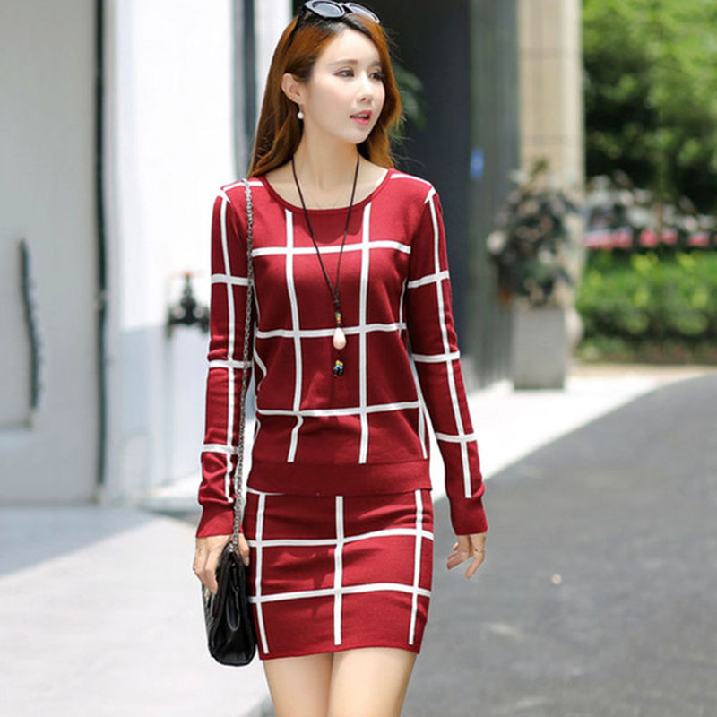 Debowa High Quality New Spring Autumn Women' Set Knitted Sweater Striped Bodycon Skirt 2 Pcs Set Mini Sheath Skirt Suit, Black
Debowa High Quality New Spring Autumn Women' Set Knitted Sweater Striped Bodycon Skirt 2 Pcs Set Mini Sheath Skirt Suit, Black