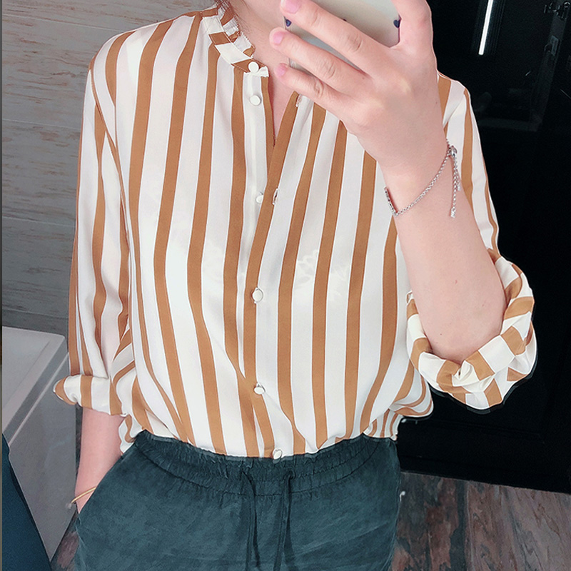 Women Shirt 100% Silk Spring Long Sleeve Neck Ruffle Cuffs Coffee Stripe Blouses, Shallow coffee strip
Women Shirt 100% Silk Spring Long Sleeve Neck Ruffle Cuffs Coffee Stripe Blouses, Shallow coffee strip