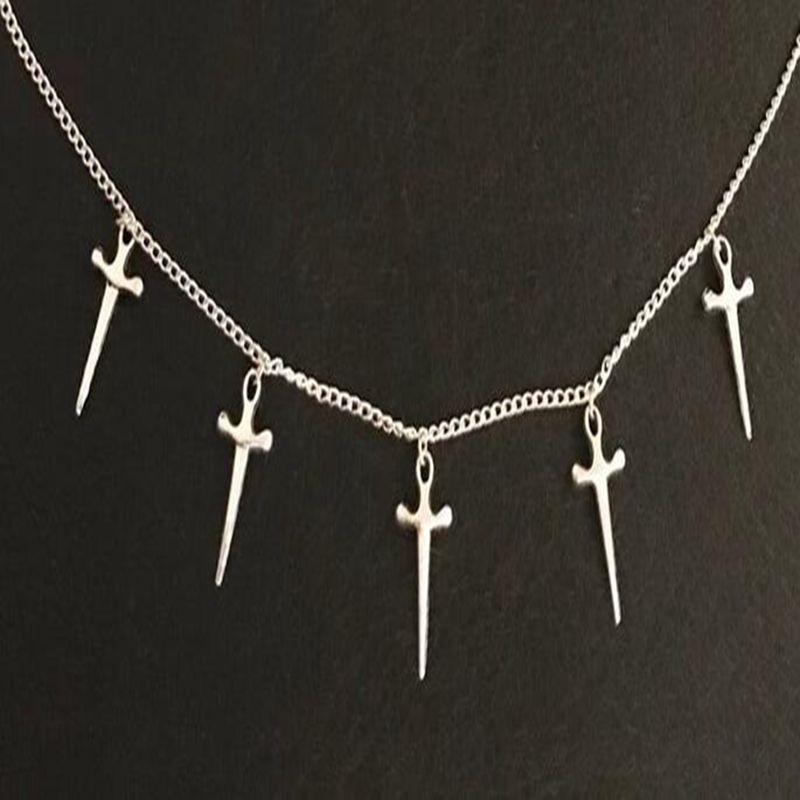 Designs Fashion Long Chain Necklaces New Bohemia Punk Style Silver Fives of Sword Necklace Pendants Women Boho Pendants Choker Jewelry
Designs Fashion Long Chain Necklaces New Bohemia Punk Style Silver Fives of Sword Necklace Pendants Women Boho Pendants Choker Jewelry