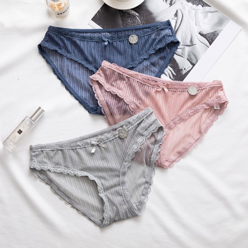 New underwear low waist ladies panties three-dimensional embroidered solid color lace female panties seamless bow, Black 
New underwear low waist ladies panties three-dimensional embroidered solid color lace female panties seamless bow, Black