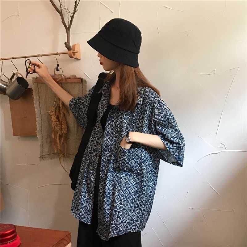 Korean Summer Loose Casual Vintage Diamond Plaid Printed Short-Sleeved Cardigan Shirts Blouse Women Tops Fashion Streetwear 2020, As pic
Korean Summer Loose Casual Vintage Diamond Plaid Printed Short-Sleeved Cardigan Shirts Blouse Women Tops Fashion Streetwear 2020, As pic