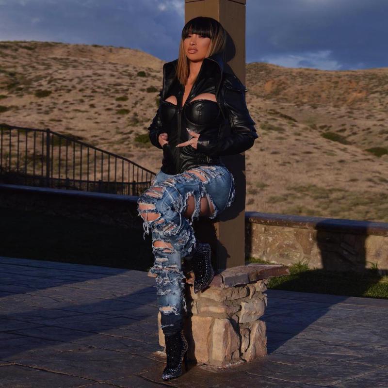 Wjustforu Sexy Hole Skinny High Waist Jeans For Women Summer Casual Fashion Retro Ripped Slim Pencil Jeans Denim Pant Female, Blue 
Wjustforu Sexy Hole Skinny High Waist Jeans For Women Summer Casual Fashion Retro Ripped Slim Pencil Jeans Denim Pant Female, Blue