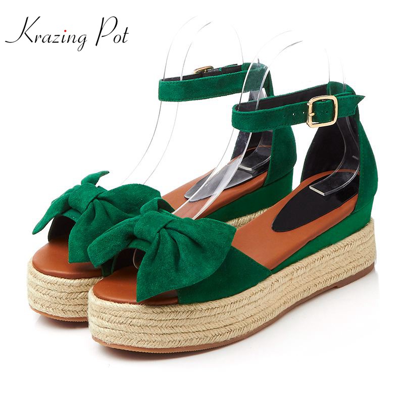 Krazing Pot kid suede buckle strap waterproof handmade straw decoration butterfly-knot thick bottom dating wedding sandals L36, Black
Krazing Pot kid suede buckle strap waterproof handmade straw decoration butterfly-knot thick bottom dating wedding sandals L36, Black