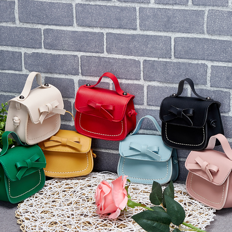 Free DHL INS Fashion kids mini bag little girls one-shoulder bag children pu bag purse lady style girls princess handbag, White
Free DHL INS Fashion kids mini bag little girls one-shoulder bag children pu bag purse lady style girls princess handbag, White