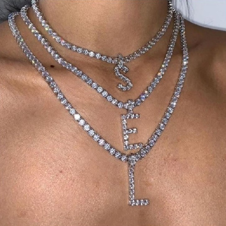 Droshipping Hot sale 26 English Alphabet Letter Necklace Diamond Crystal Initials Letter Pendants Women Jewelry Gift
Droshipping Hot sale 26 English Alphabet Letter Necklace Diamond Crystal Initials Letter Pendants Women Jewelry Gift