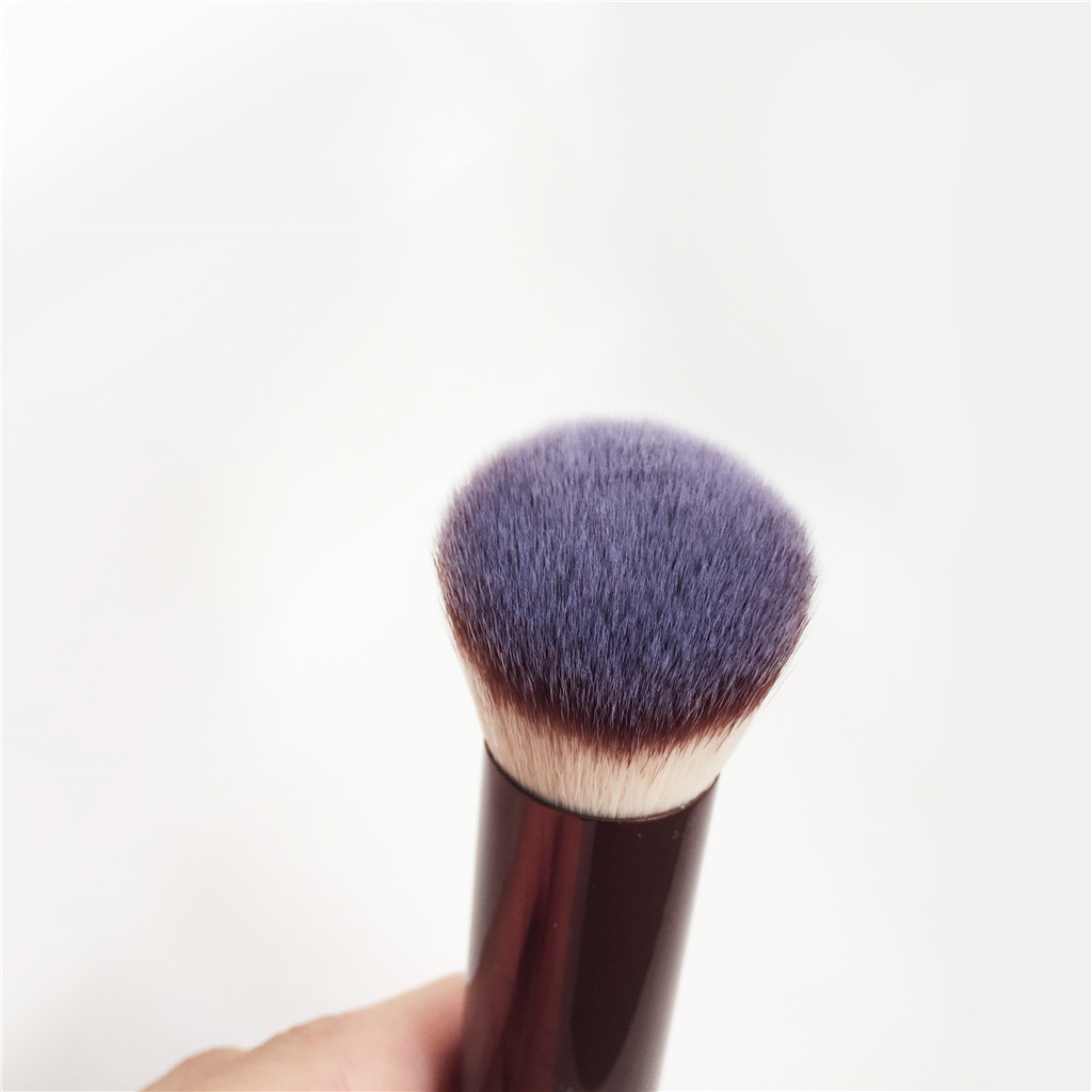 VANISH Seamless Finish Foundation Makeup Brush VIRTUAL SKIN PERFECT - Soft Dense Hair for BB Cream Liquid Cosmetics Blender Tools
