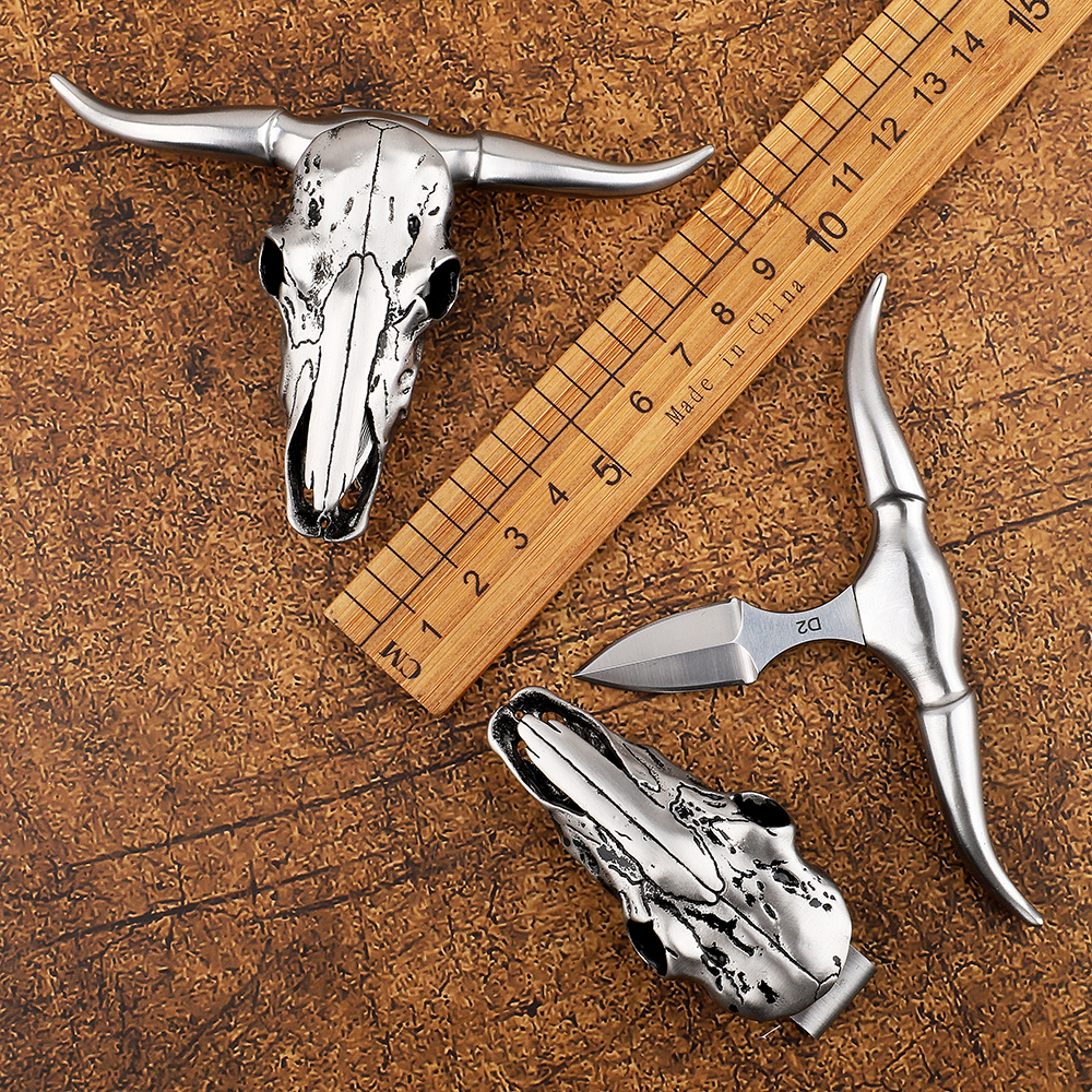 Damascus fixed necklace knife D2 steel bull head EDC tactical defense tea cone car ornament tea knife tool knife
Damascus fixed necklace knife D2 steel bull head EDC tactical defense tea cone car ornament tea knife tool knife