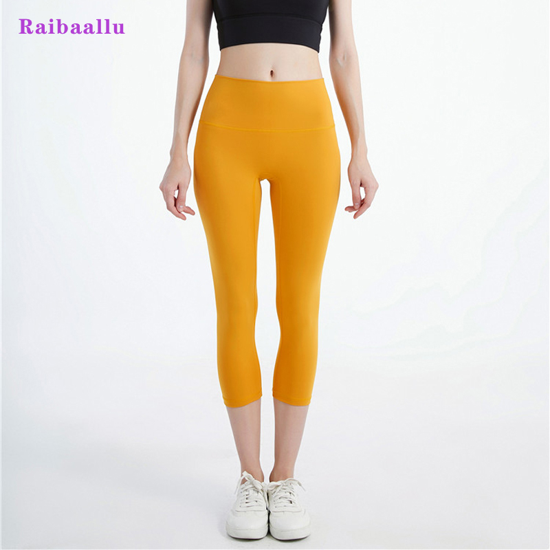 Raibaallu Capri Pants Seamless Tight Elastic Fitness Gym Clothes Tummy Control Tights Sportwear Hip-up Leggings, Black
Raibaallu Capri Pants Seamless Tight Elastic Fitness Gym Clothes Tummy Control Tights Sportwear Hip-up Leggings, Black