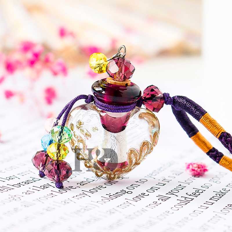 H&D Beautiful Murano Crystal Glass Essential Oil Diffuser Heart Perfume Bottle Necklace Best Handmade Gift For Women & Girls
H&D Beautiful Murano Crystal Glass Essential Oil Diffuser Heart Perfume Bottle Necklace Best Handmade Gift For Women & Girls