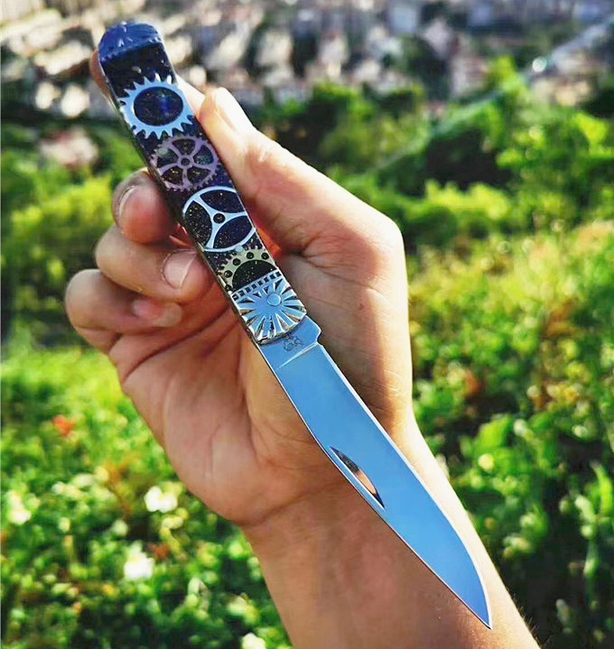 Factory Price EDC Pocket Folding Knife 1.4116 Steels Mirror Polish Blade Steel Head + Acrylic Handle With Paper Box Package
Factory Price EDC Pocket Folding Knife 1.4116 Steels Mirror Polish Blade Steel Head + Acrylic Handle With Paper Box Package