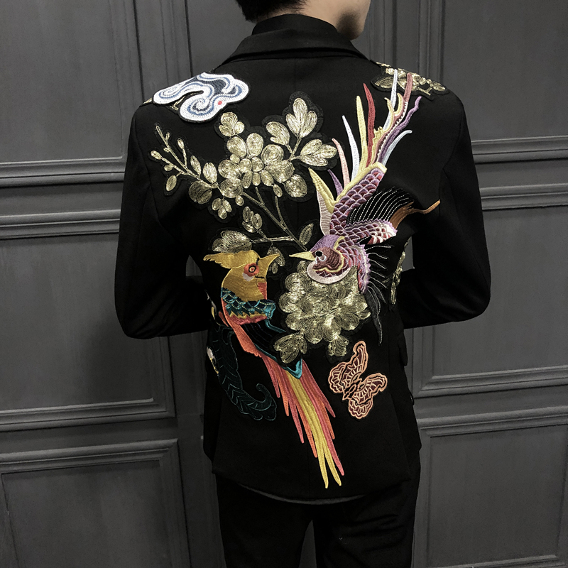 Masculino High Quality Blazers Single Western Embroidered Designer Man Man's Suit Self-cultivation Trend Embroidery, Black
Masculino High Quality Blazers Single Western Embroidered Designer Man Man's Suit Self-cultivation Trend Embroidery, Black