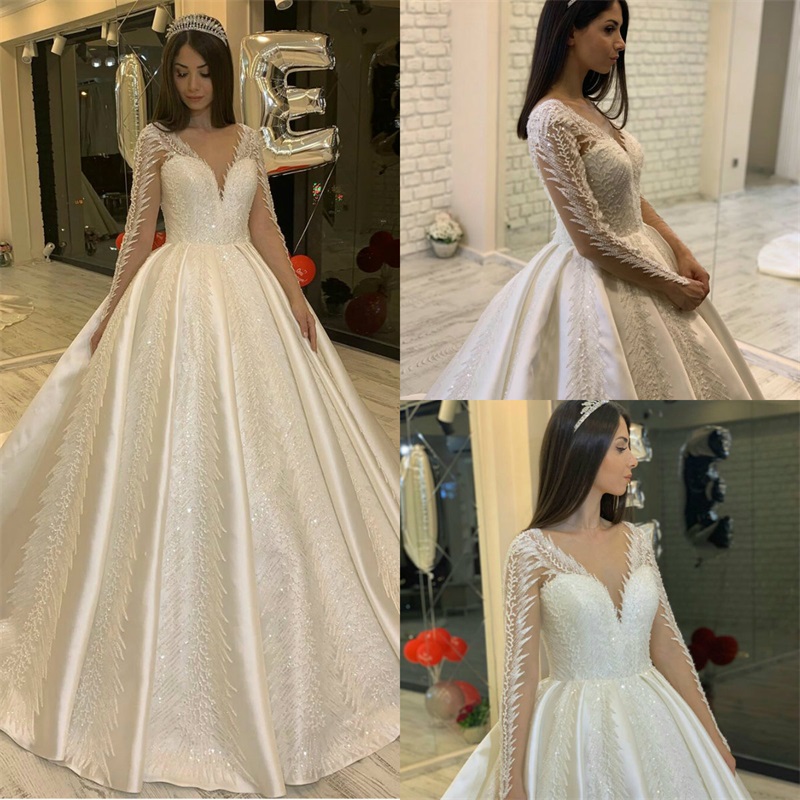 2020 Luxury Church Wedding Dresses V Neck A Line Appliqued Beaded Long Sleeve Wedding Gowns Custom Made Plus Size Robes De Mariée