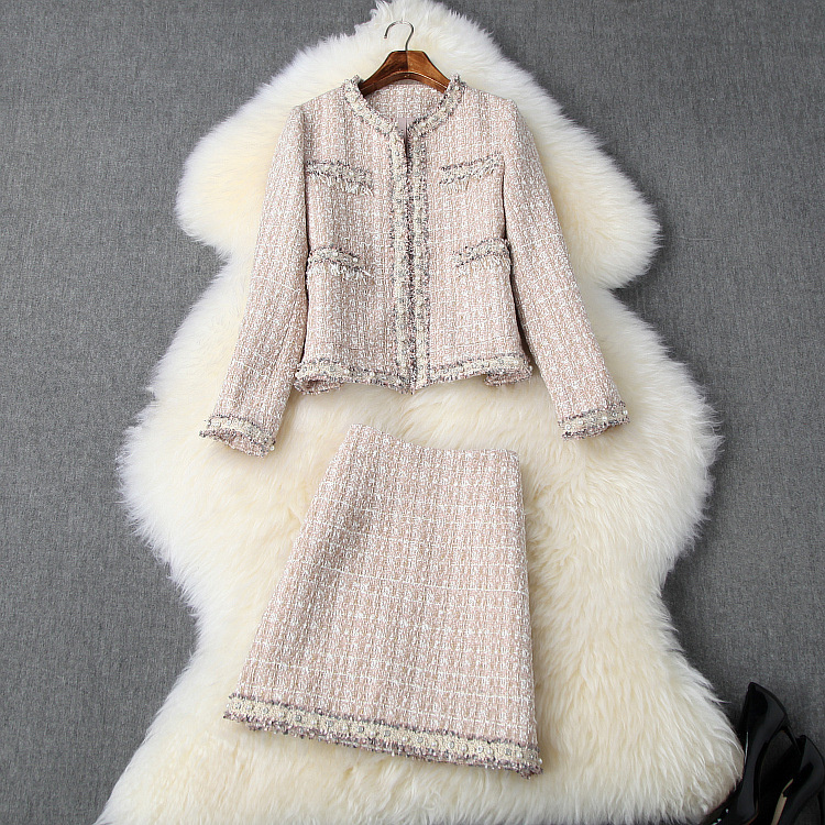 European and American women's clothing 2020 winter new style Long - sleeved beaded coat skirts Tweed fashion suit, Pink
European and American women's clothing 2020 winter new style Long - sleeved beaded coat skirts Tweed fashion suit, Pink