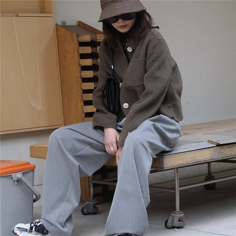 2020 New Winter Woman Fashion Woolen Cloth Jacket Lady Lapel Coat Female Single-breasted Outerwear Girl High Quality Top, Brown
2020 New Winter Woman Fashion Woolen Cloth Jacket Lady Lapel Coat Female Single-breasted Outerwear Girl High Quality Top, Brown