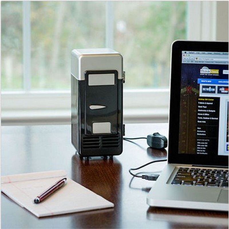5V Car Fridge Portable Freezer Multifunctional USB Dual Use Cooler Warmer Electric Refrigerator for Car Home Picnic
5V Car Fridge Portable Freezer Multifunctional USB Dual Use Cooler Warmer Electric Refrigerator for Car Home Picnic